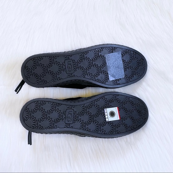 UGG Women’s Woodlyn Moc Ankle Boots In Black Suede - Picture 7 of 8